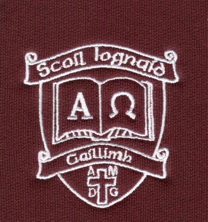 SCOIL IOGNAID SEA ROAD MAROON ROUND NECK SWEAT SHIRT